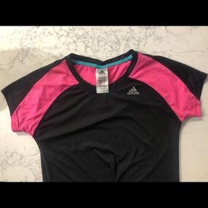 2 FOR 20$ 💕 Adidas Workout Top